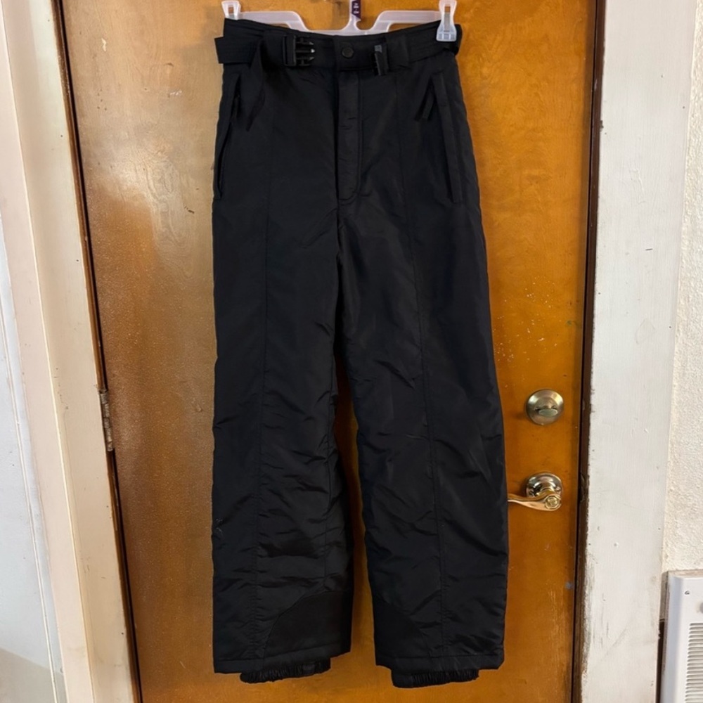 Columbia black insulated snow ski pants.